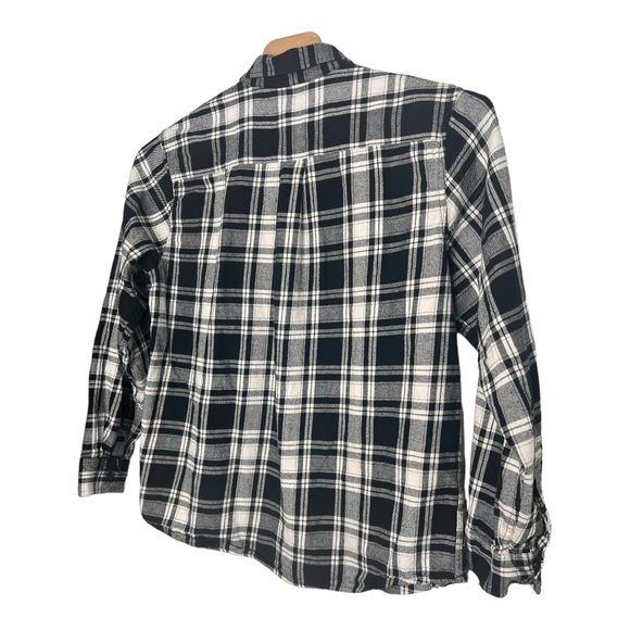 Tilley Men's Long Sleeve Plaid Button Down Shirt‎ Black& White  Plaid XL - Picture 3 of 5